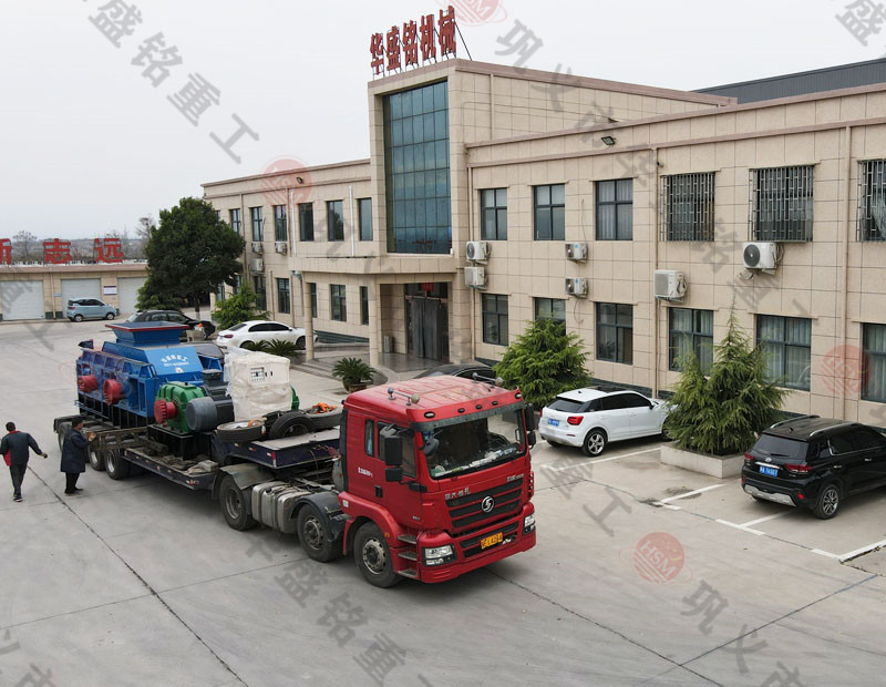 時產(chǎn)200噸對輥液壓制砂機(jī)，處理鵝卵石、石灰石的出砂效果怎么樣呢？