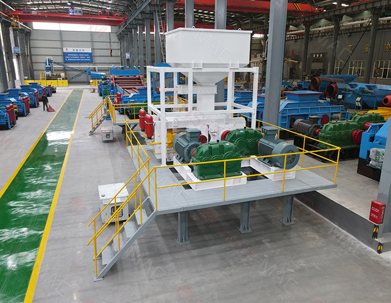 高壓輥磨機(jī) DJI_0095